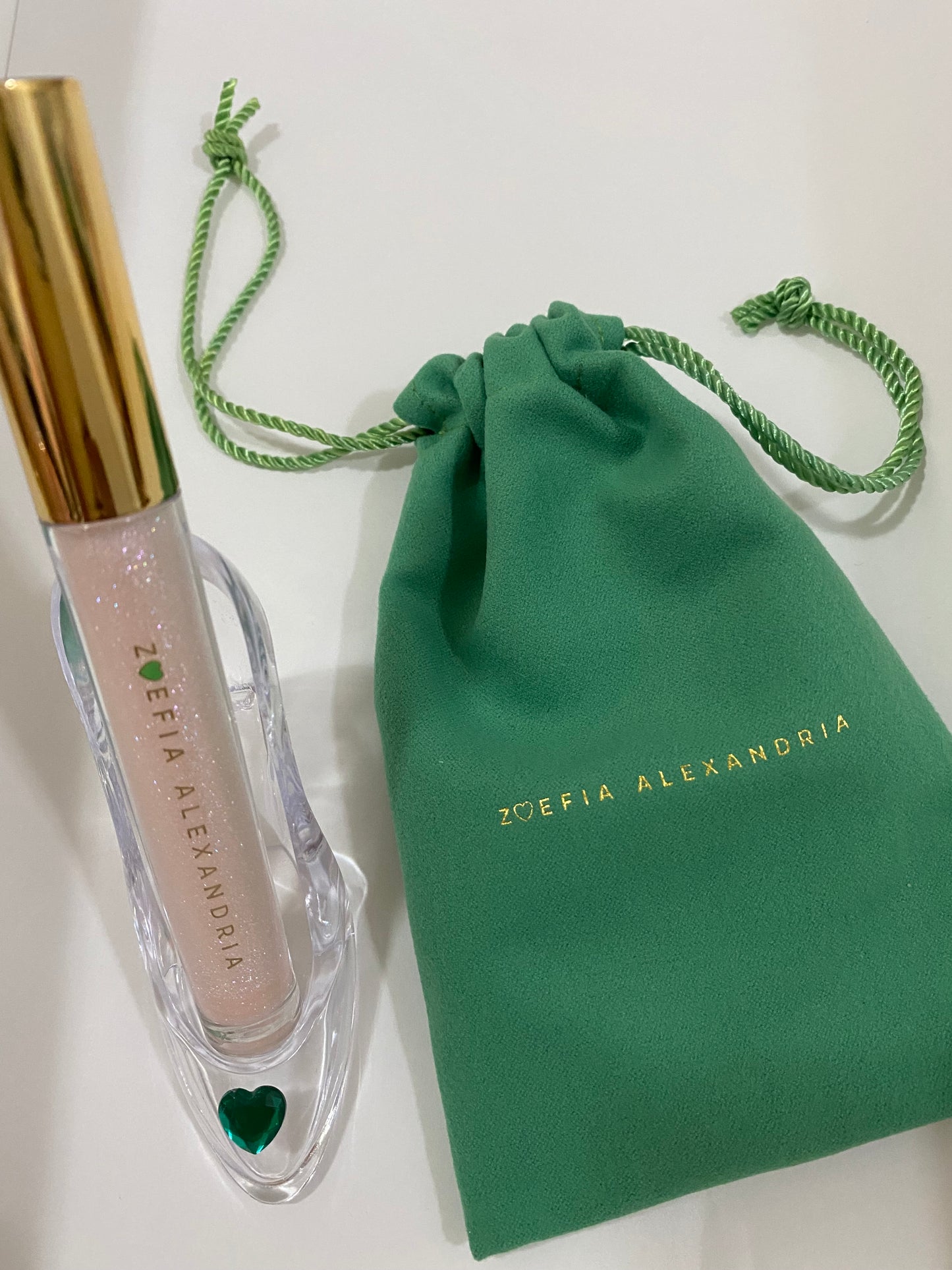 Zoey Shine Lip Gloss - Love