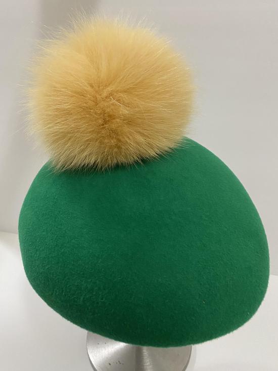 Alexandria - Beret - Gold pom Pom